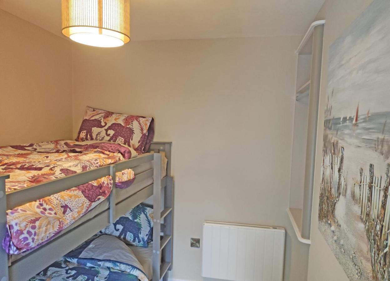 Tralee Townhouse Holiday Home By Trident Holiday Homes Eksteriør billede